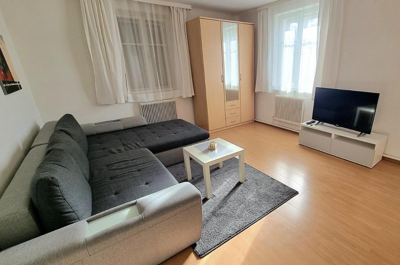 Holiday Apartment 2 วิลลาค ภายนอก รูปภาพ
